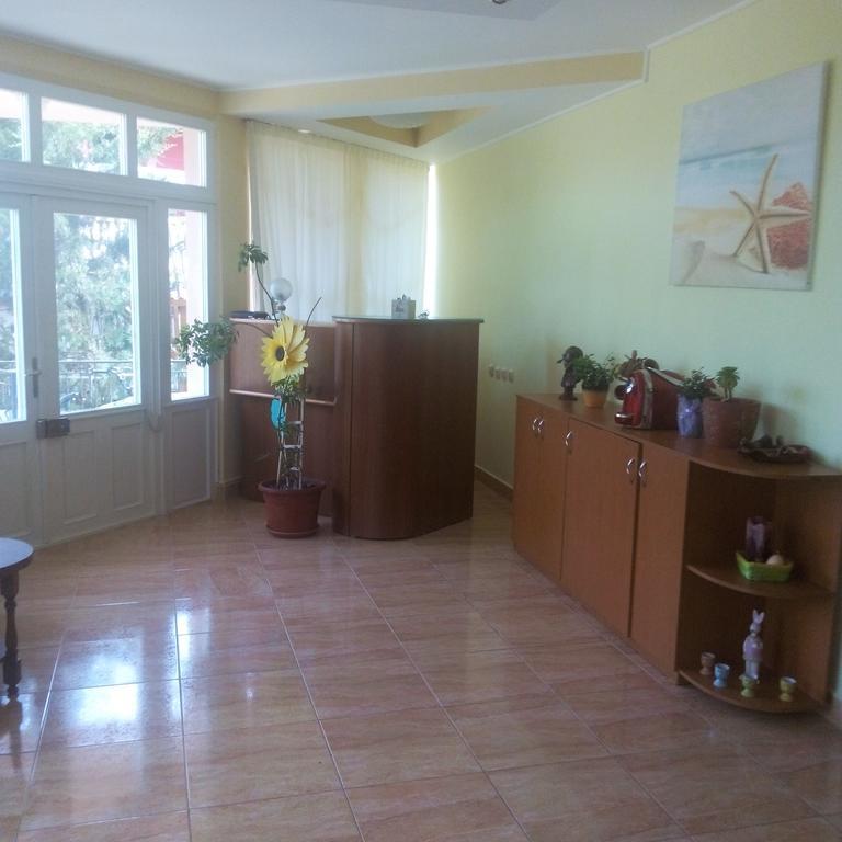 Hotel Casa Dalena à Costinesti Extérieur photo