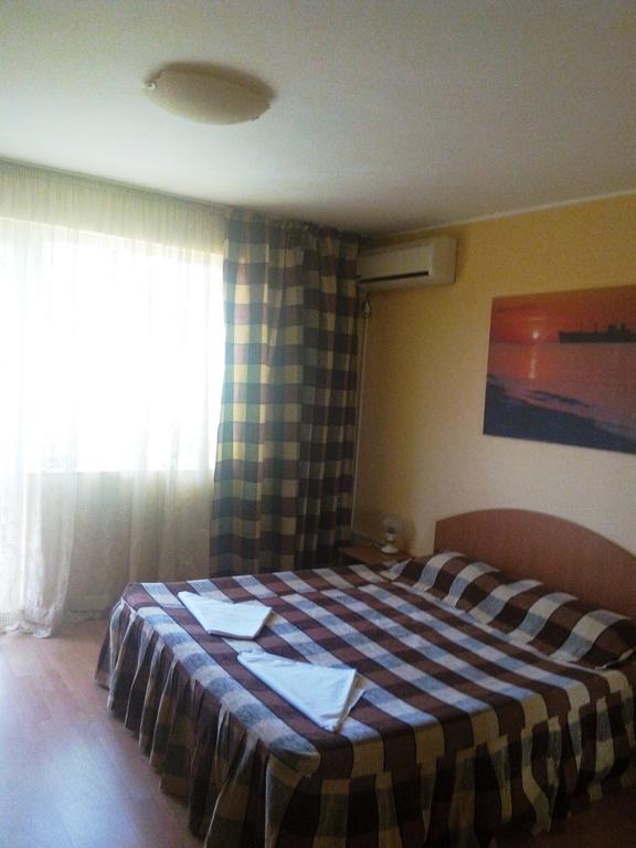 Hotel Casa Dalena à Costinesti Extérieur photo