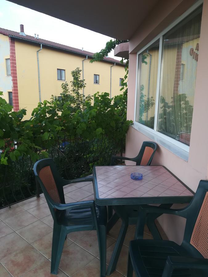 Hotel Casa Dalena à Costinesti Extérieur photo
